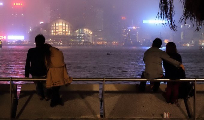 Любовь в Гонконге (25 фото)