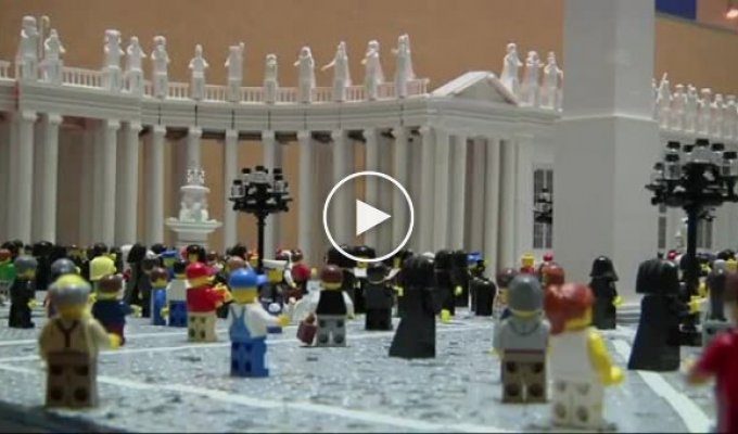 Священник построил копию Ватикана из лего (7 фото + видео)