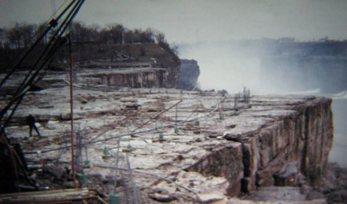 Чистка ниагарского водопада (8 фотографий)