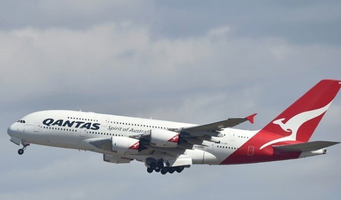 Авиакомпания Qantas готовится к беспосадочным полетам длительностью более 20 часов (2 фото)