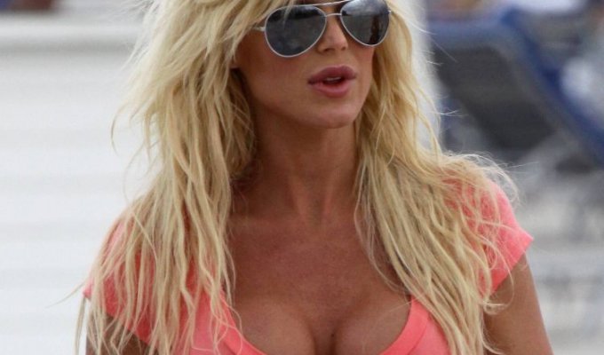  Victoria Silvstedt (13 Фото)