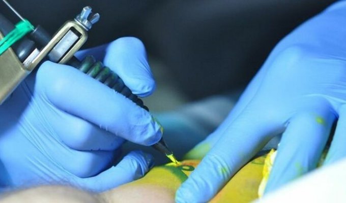 Разработаны биосенсорные татуировки для мониторинга хронических заболеваний (10 фото)