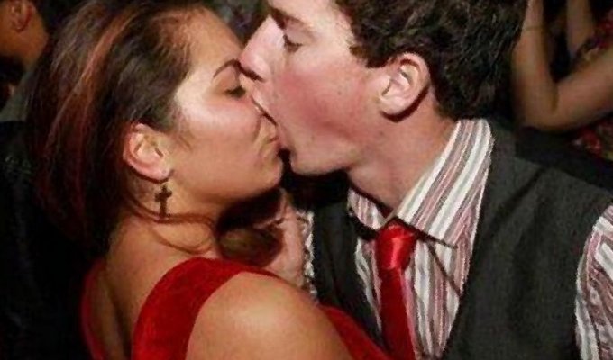 Самые ужасные поцелуи (42 фото)
