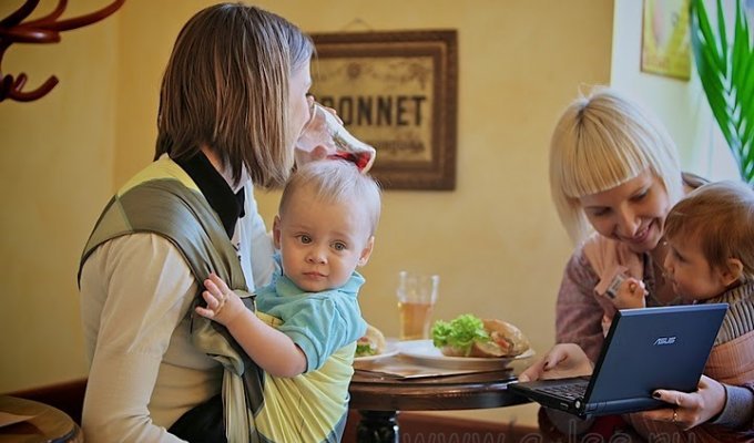 7 советов, как вести себя с ребенком в обществе и создать впечатление хорошей мамы (4 фото)