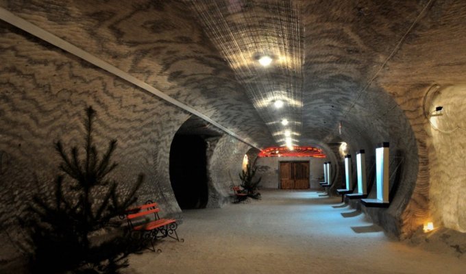 Музей соляной промышленности на глубине 288 м. (33 фото)