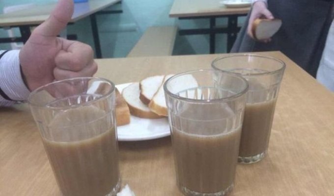 Учеников брянских школ стали кормить хлебом с какао (фото)