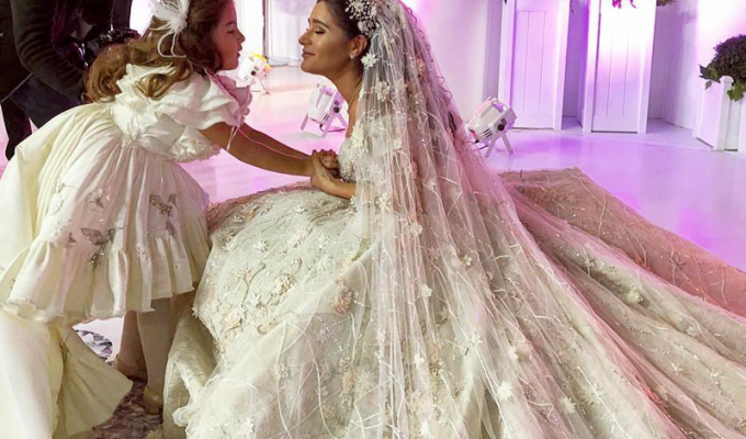 Свадьба года: как племянницу миллиардера Aлишepa Уcмaнoвa выдавали замуж (2 фото)