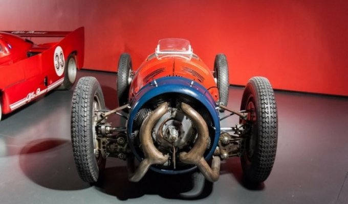 Загадки автомобильного музея Бискаретти (8 фото + 1 видео)