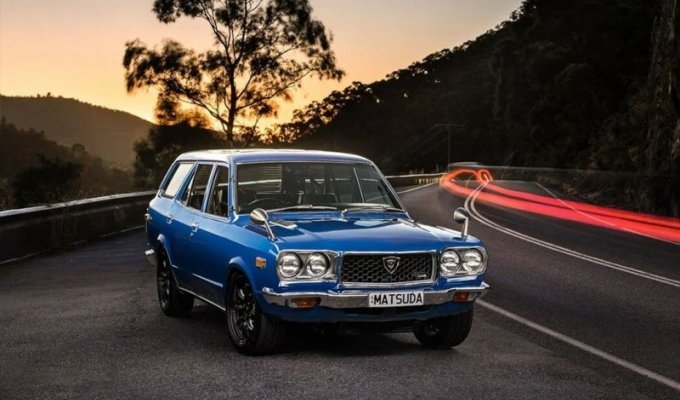Австралиец восстановил универсал Mazda RX-3 Wagon с роторно-поршневым двигателем (16 фото)