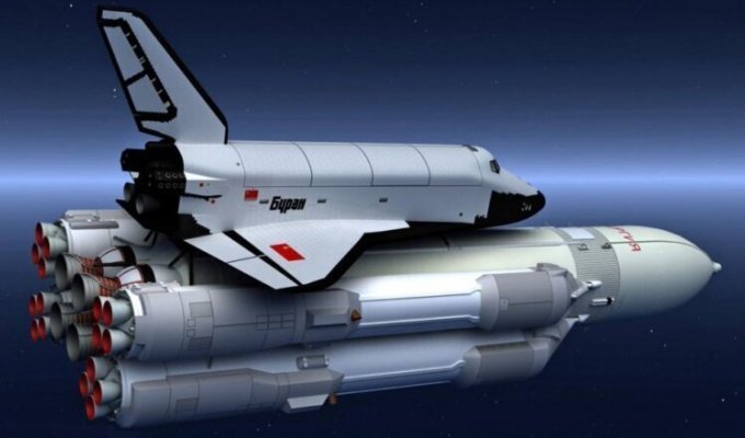 В «Роскосмосе» начали работу по созданию космического корабля (2 фото)