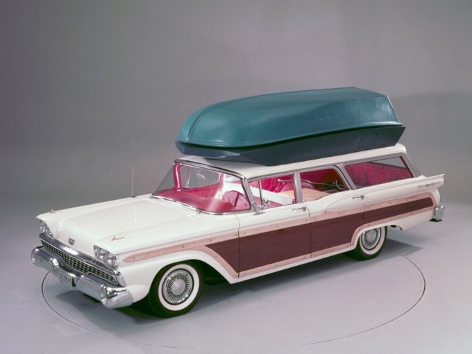 Как Форд придумал ставить палатку на крышу автомобиля, но это оказалось никому не нужным (4 фото)