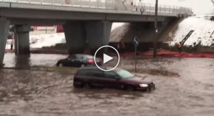Потоп на дороге в Москве