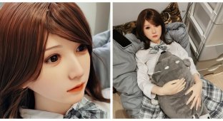 A collector of sex dolls is sure that one of them is possessed (4 photos)