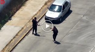 Caught Red-handed: Chilean police bust smugglers near the country's most dangerous prison