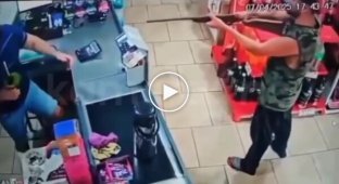 A seller snatched a gun from a robber