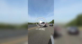 Почему не надо ездить между рядов