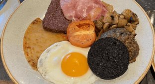 Unusual breakfasts from different countries (15 photos)