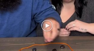 An entertaining game that proves that everything ingenious is simple