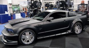 SEMA 2007: самый грозный Mustang (4 фото)