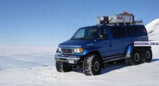 Экстремальные машины для эсктремальных антарктических условий (11 фото)