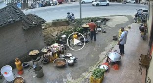 A pressure cooker exploded in an outdoor kitchen in China