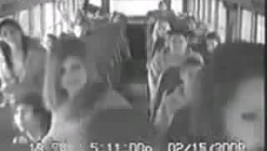 Разборки в школьном автобусе
