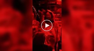 На предпоказах ужастика зрителей обливали искусственной кровью