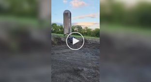 Silo tower demolition went wrong
