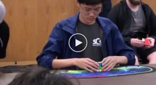 Кореец установил новый мировой рекорд сборки кубика Рубика