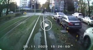 Подборка слепоглухонемых водителей от вагоновожатого невидимого трамвая из Калининграда
