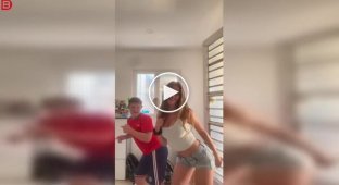 Як старша сестра зробила брата зіркою