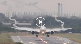 Beautiful effects when a plane lands