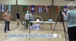 Рекордсмен склав за годину 250 паперових літачків
