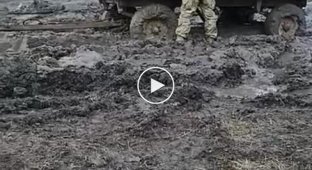Редкий украинский танк-тральщик на базе Т-64А с динамической защитой «Контакт-1»