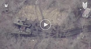 MTR soldiers corrected the destruction of two enemy Nona-S self-propelled guns with a HIMARS strike