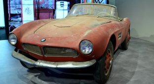 Компания BMW закончила реставрацию родстера Элвиса Пресли (39 фото)