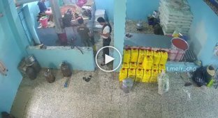 Житель Йемена поддал газу