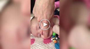 How to calm a crying baby