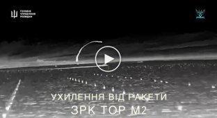 Бійці ГУР вразили десантні катери росіян, а також зенітно-ракетний комплекс ТОР-М2 у Криму