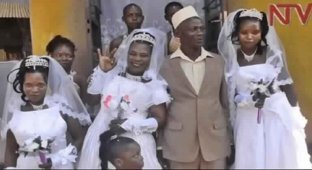 Жених года: 50-летний угандиец в один день женился на трех женщинах, двое из которых – сестры (2 фото + 1 видео)