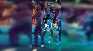 Эти танцы становятся все популярнее среди молодых людей