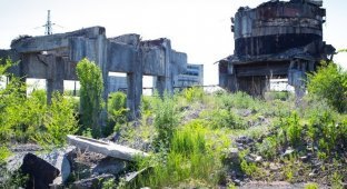 Как два советских студента по глупости уничтожили целый завод (4 фото)