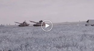 Украинские силы на полигоне на технике из Словении танков М-55С, британских БТР Bulldog и автомобилей HMMWV