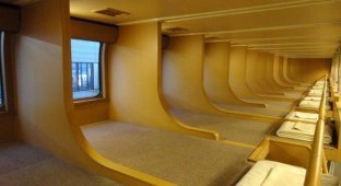Вагоны-спальни японских экспресс-поездов (7 фото)