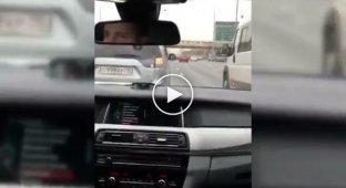 Чеченские бойцы устроили гонки на BMW M5 в Москве