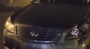 Дрифтер на Infiniti протаранил автомобиль ДПС в Новосибирске (2 фото + видео)