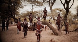 Племена разных стран в объективе фотографа (16 фото)