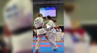 Knockout with a kaiten geri blow in kumite