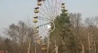 Epic video of the dismantling of the Ferris wheel from Primorye