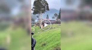 Hill tribe archers vs. Indonesian police